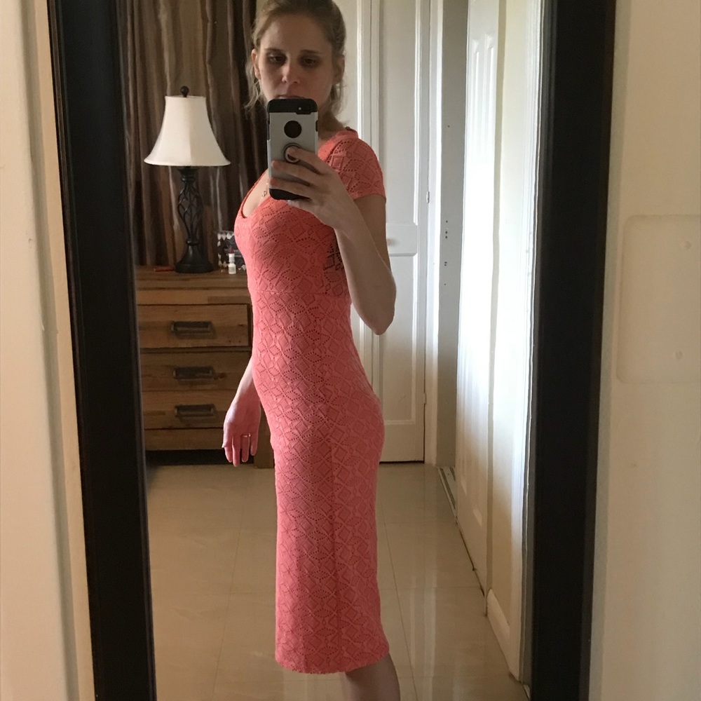 Bebe coral midi dress